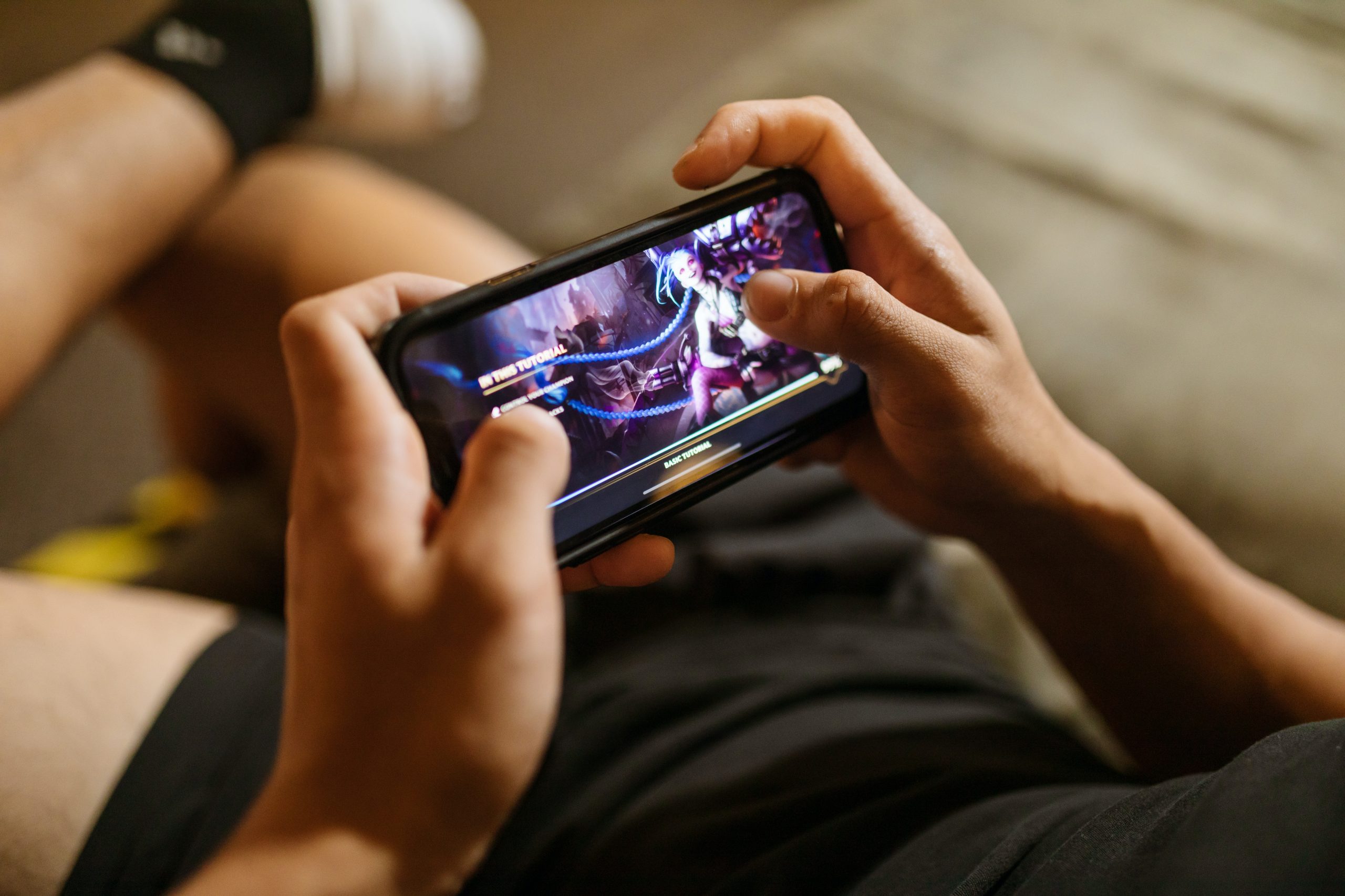 Celular se isola como principal plataforma dos gamers no Brasil - Diário do  Comércio